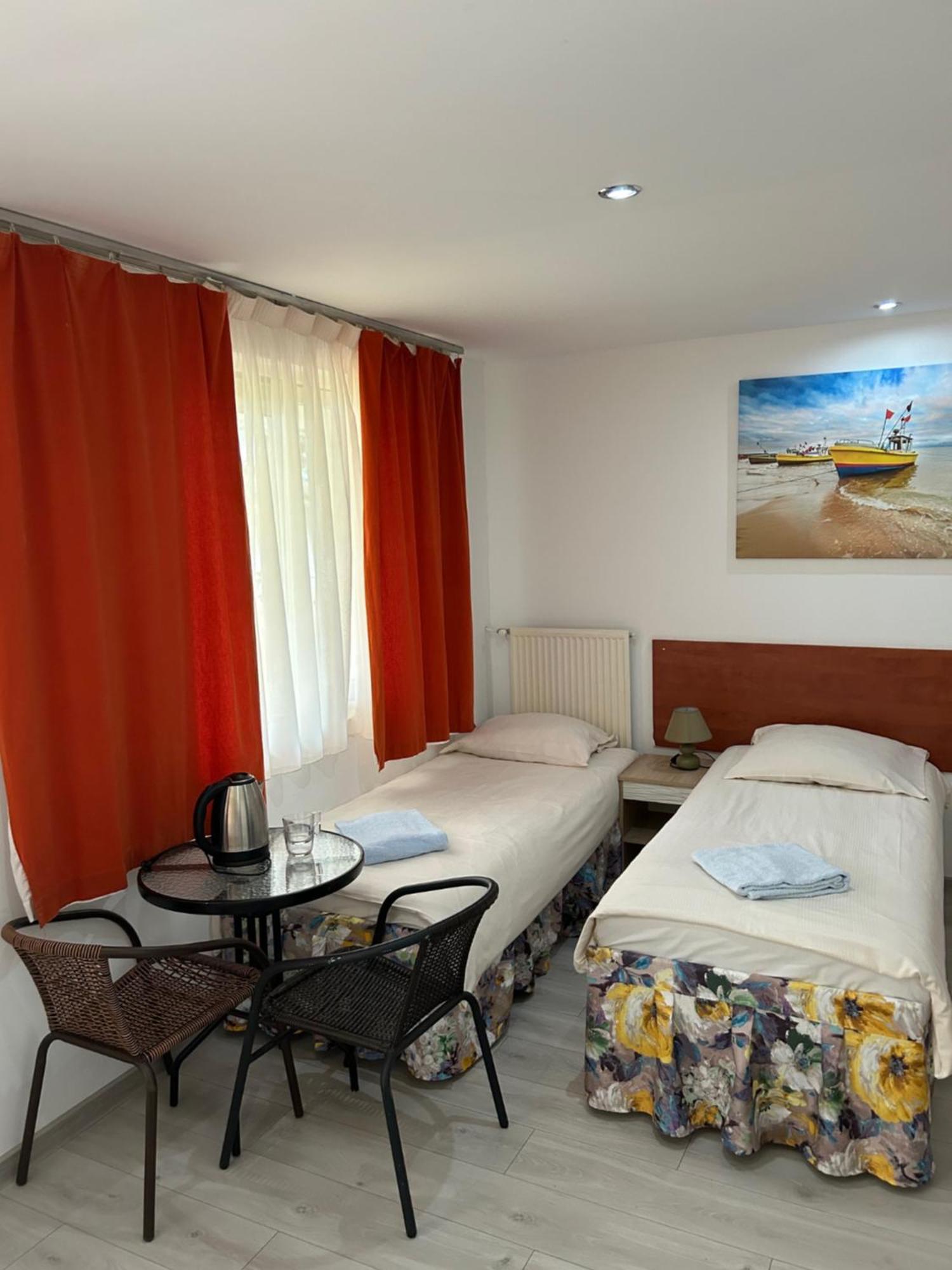 מידזיזדרויה Stilo Hotel מראה חיצוני תמונה